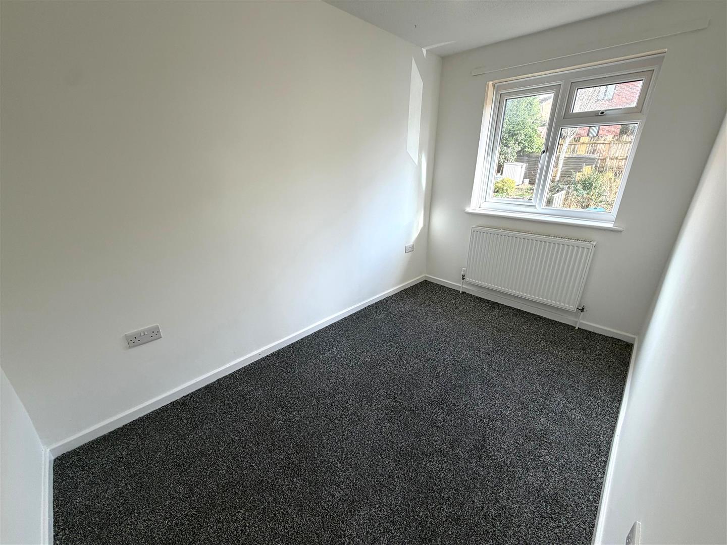 Maes-Y-Felin, Ravenhill, Swansea, SA5 5DW